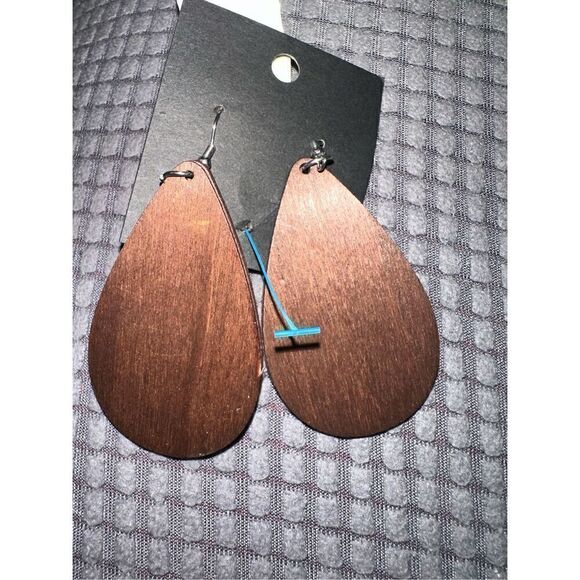 American Flag Wooden Ear Earrings Vintage appearance teardrop - Picture 3 of 3